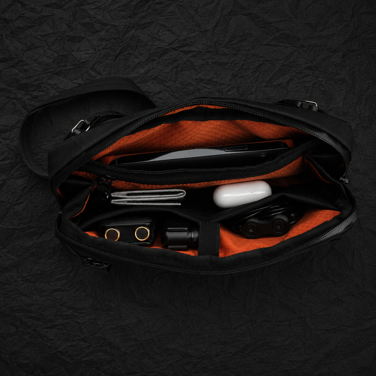 Vesta Phantom Mini 2L Sling Bag