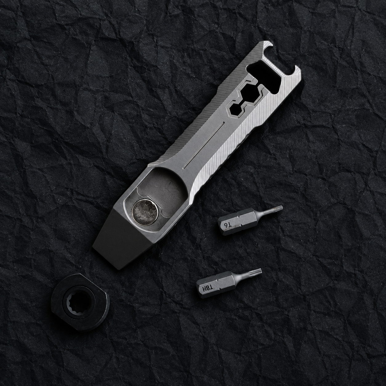 Vesta Titanium EDC Pry Bar Multi-Tool with Ratchet and Torx Bits
