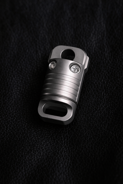 Vesta Titanium Quick Release Keychain