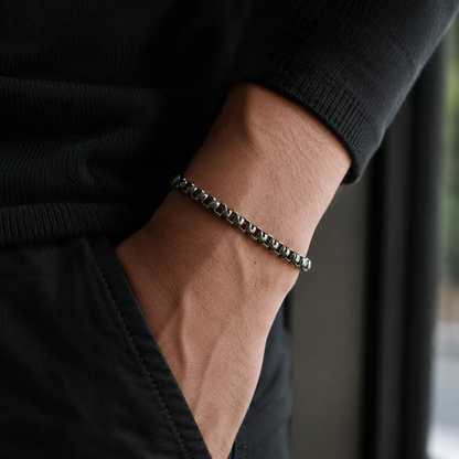 Vesta Geometric Box Chain Bracelet
