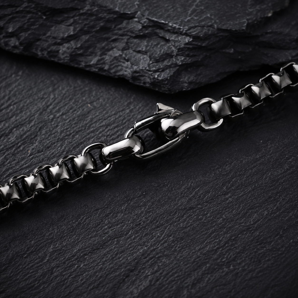 Vesta Geometric Box Chain Bracelet – 200mm & 220mm