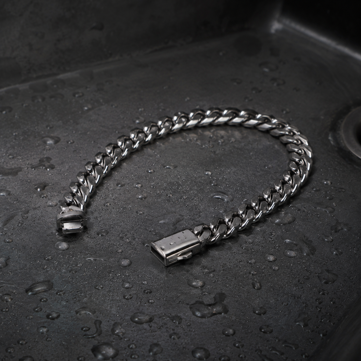 Vesta Cuban Link Titanium Bracelet – 10mm Pure Titanium